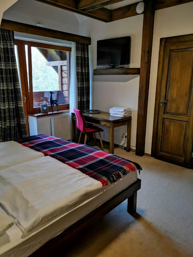 Family Apartment In ตาตรันสกา ลอมนีจา ภายนอก รูปภาพ