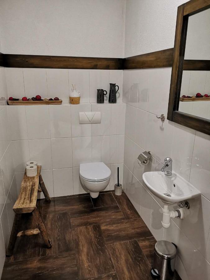 Family Apartment In ตาตรันสกา ลอมนีจา ภายนอก รูปภาพ